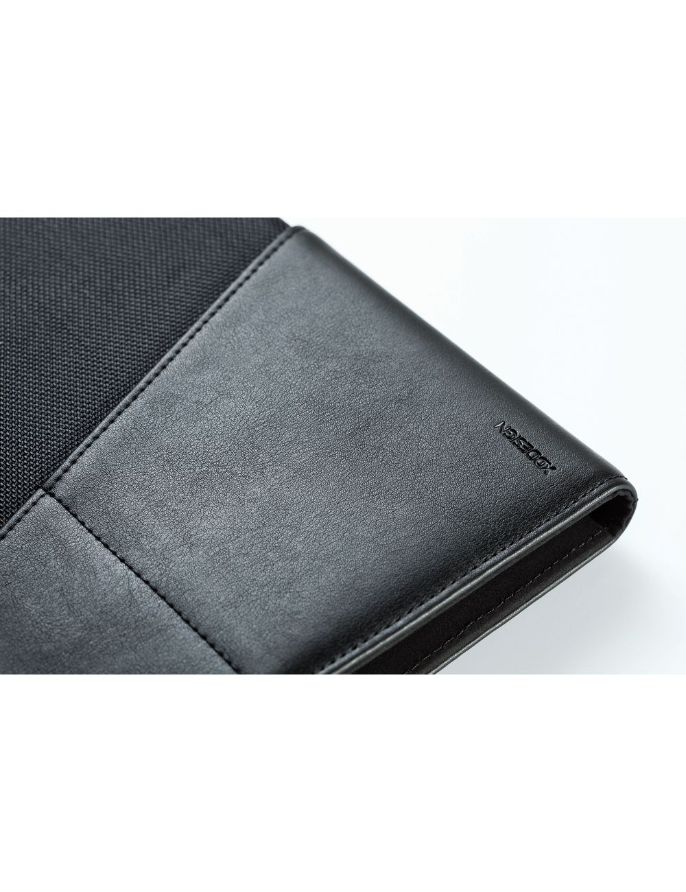 Teczka konferencyjna Komo, miejsce na tablet 9-10”
