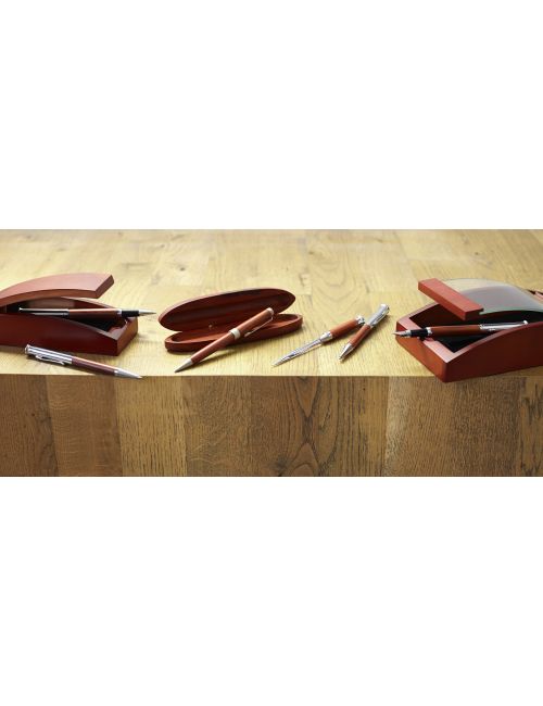 Zestaw piśmienny, długopis, pióro wieczne i nóż do otwierania listów