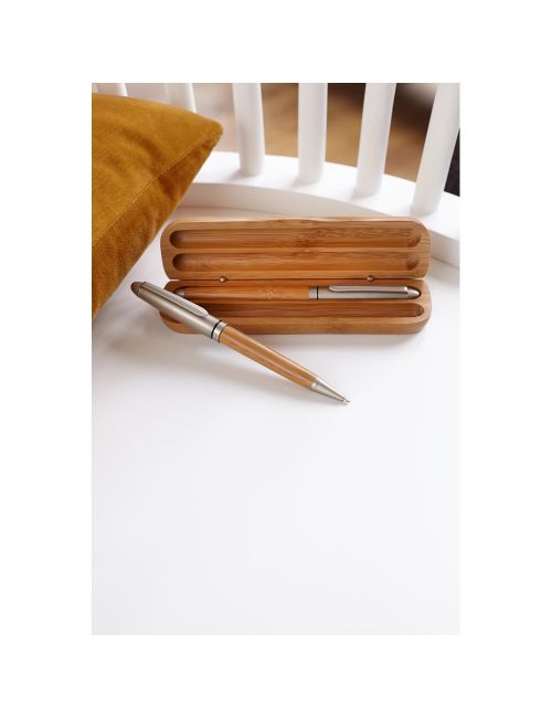 Zestaw piśmienny, długopis i pióro kulkowe