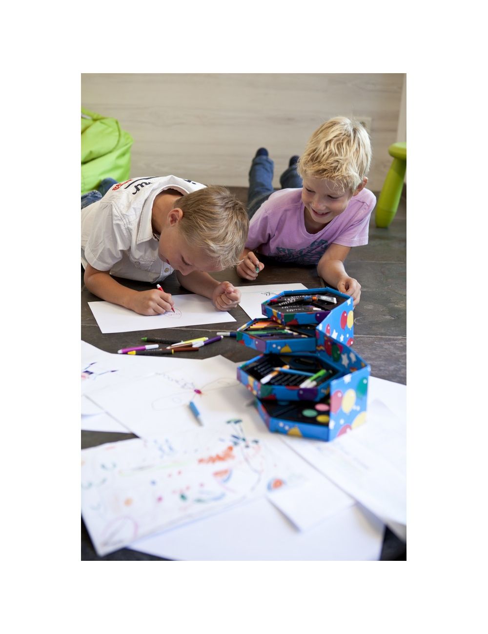 Zestaw do malowania i rysowania