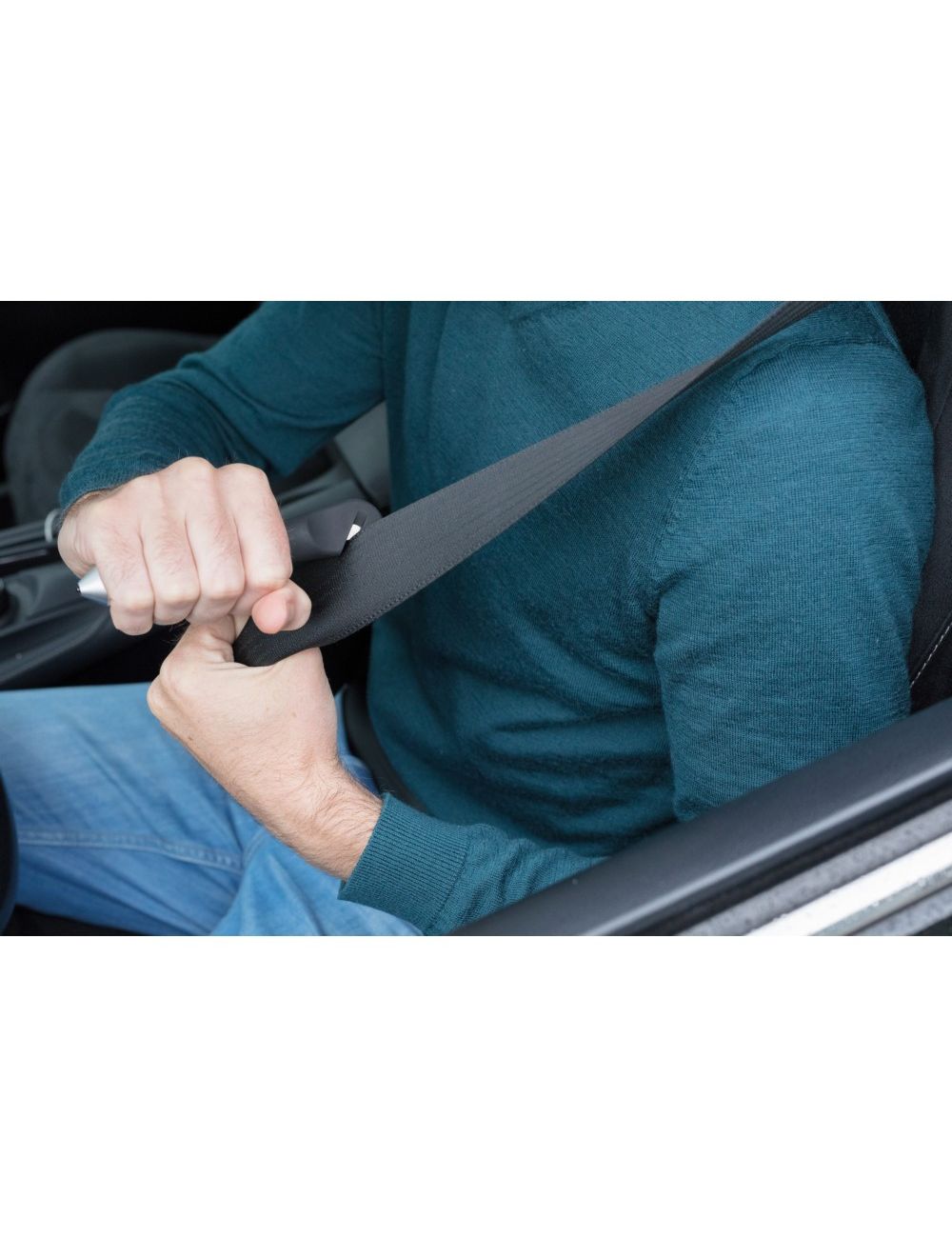 Samochodowe narzędzie wielofunkcyjne COB 4 w 1