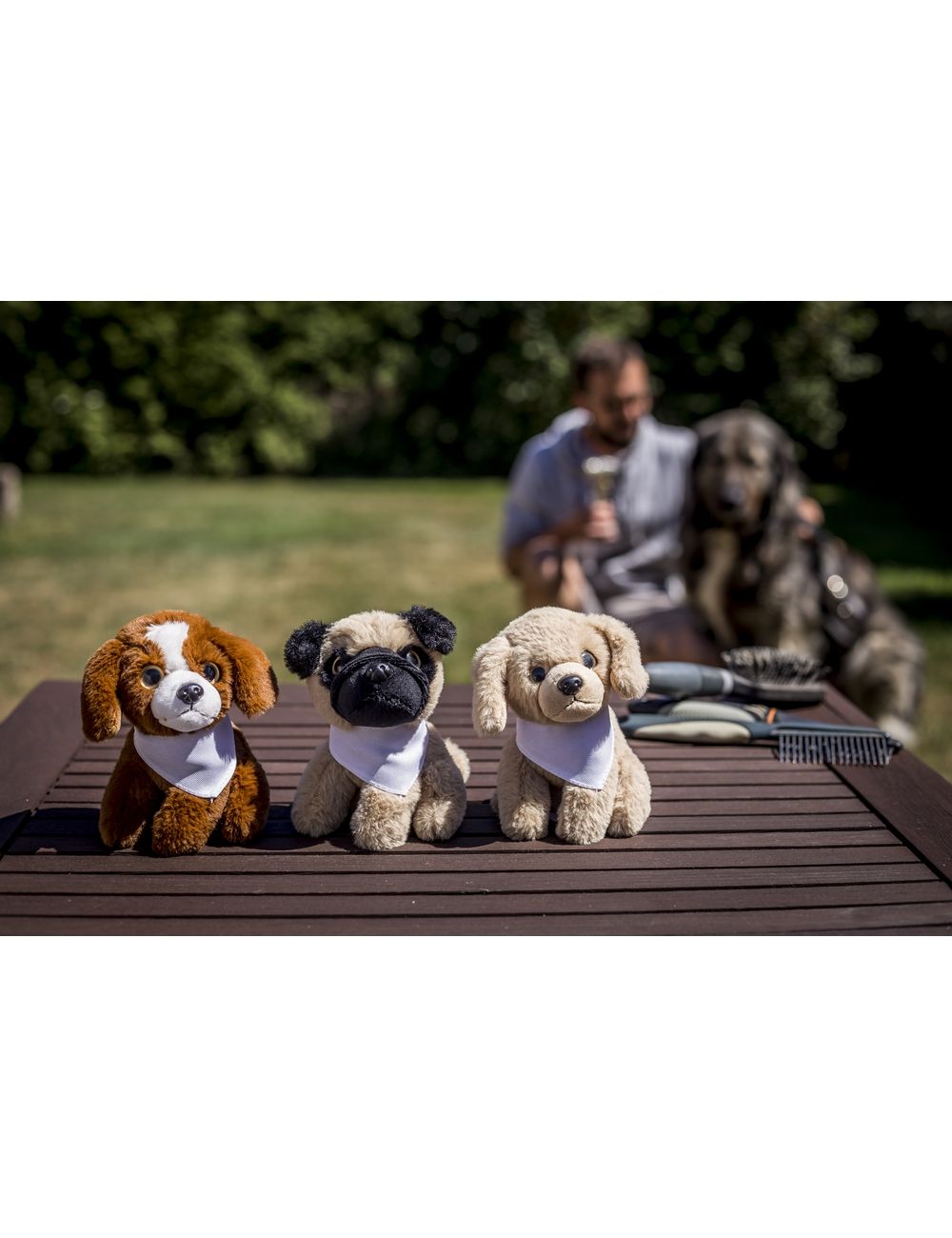 Pluszowy pies mops | Aksel