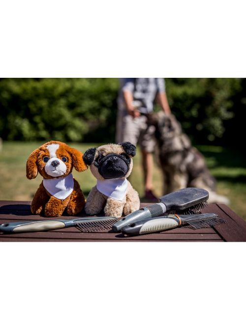 Pluszowy pies mops | Aksel