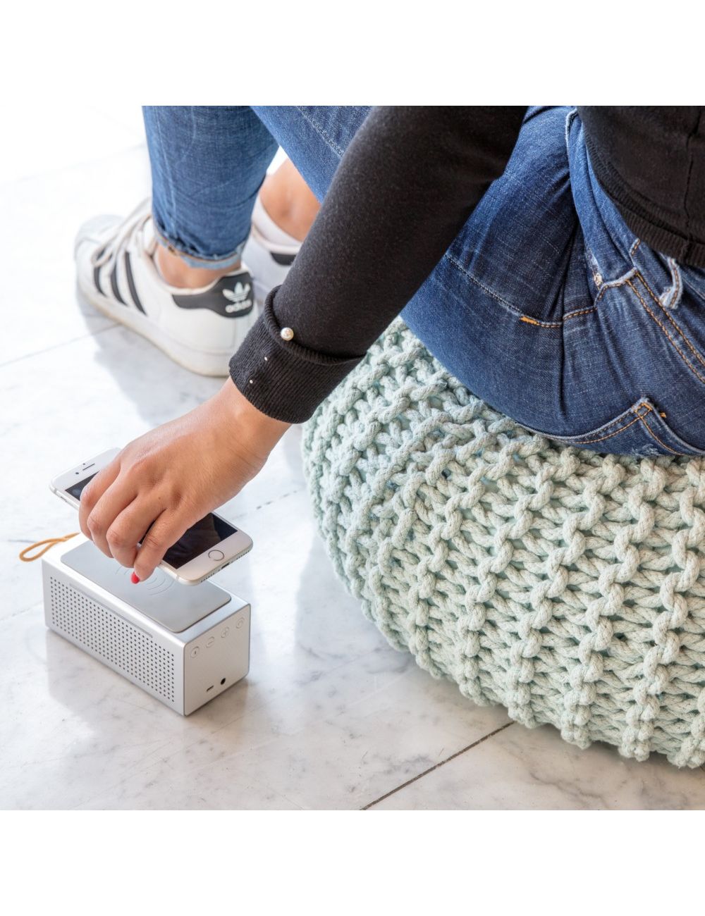 Głośnik bezprzewodowy 6W, ładowarka...