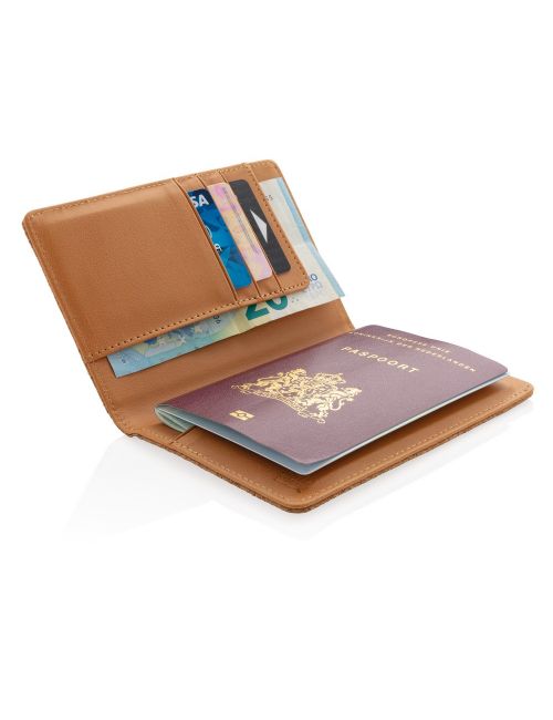 Korkowe etui na karty kredytowe i paszport, ochrona RFID