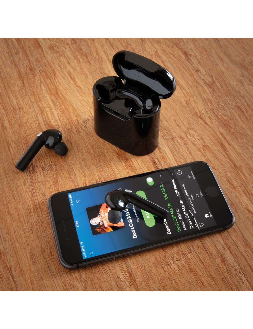 Bezprzewodowe słuchawki douszne Liberty