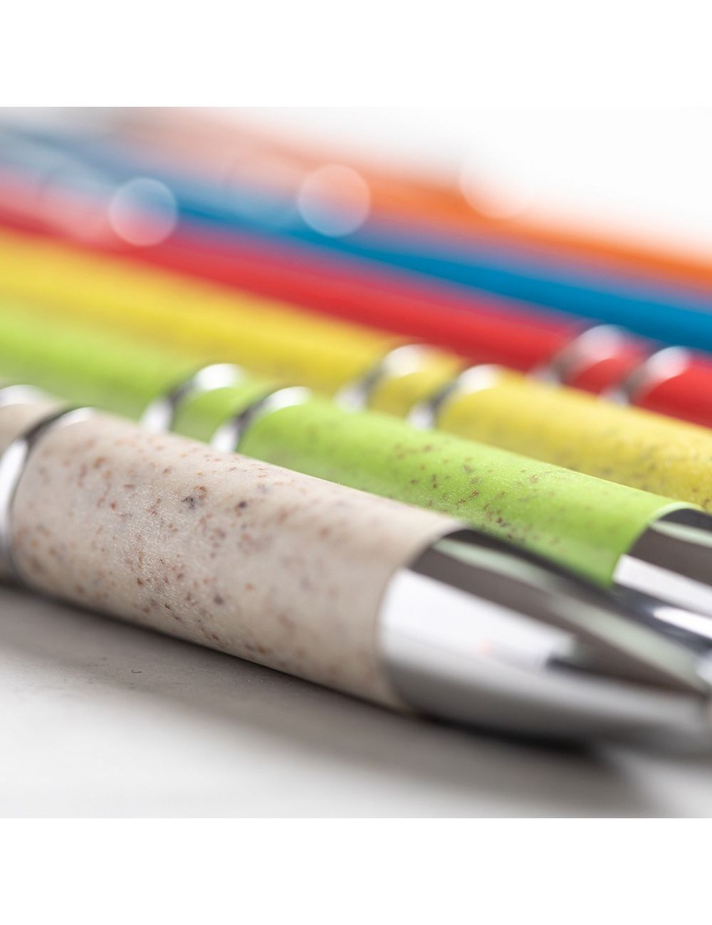 Długopis ze słomy pszenicznej