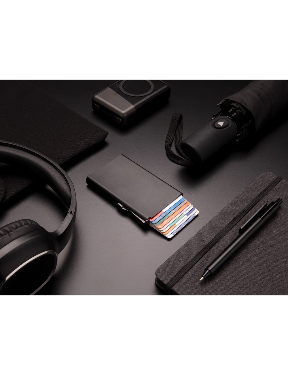 Etui na karty kredytowe, ochrona RFID