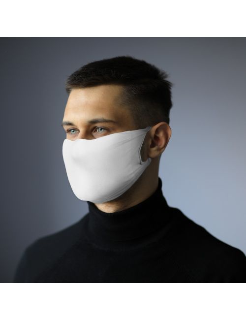 Zestaw w pudełku, pojemnik na płyn do dezynfekcji, maseczka wielokrotnego użytku z miejscem na filtr i jonami srebra