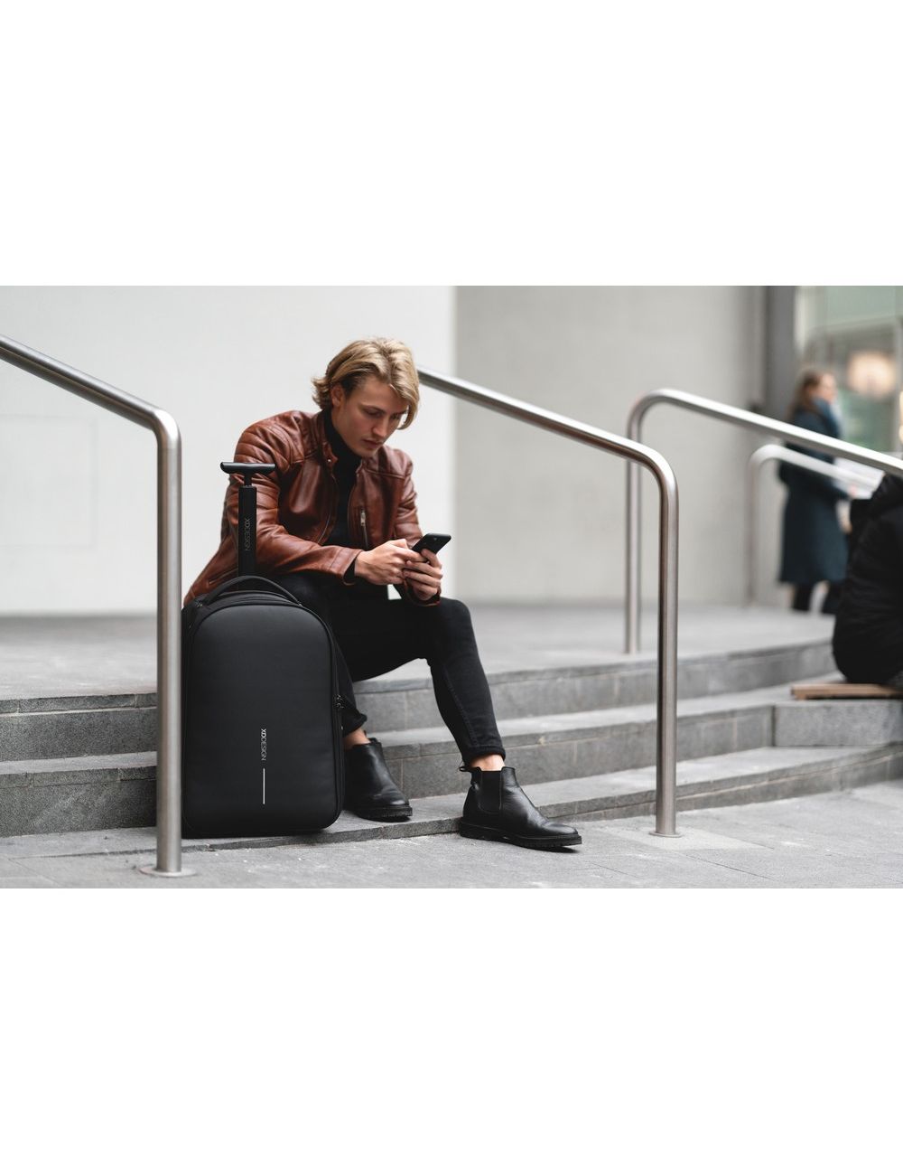 Bobby, plecak na kółkach chroniący przed...