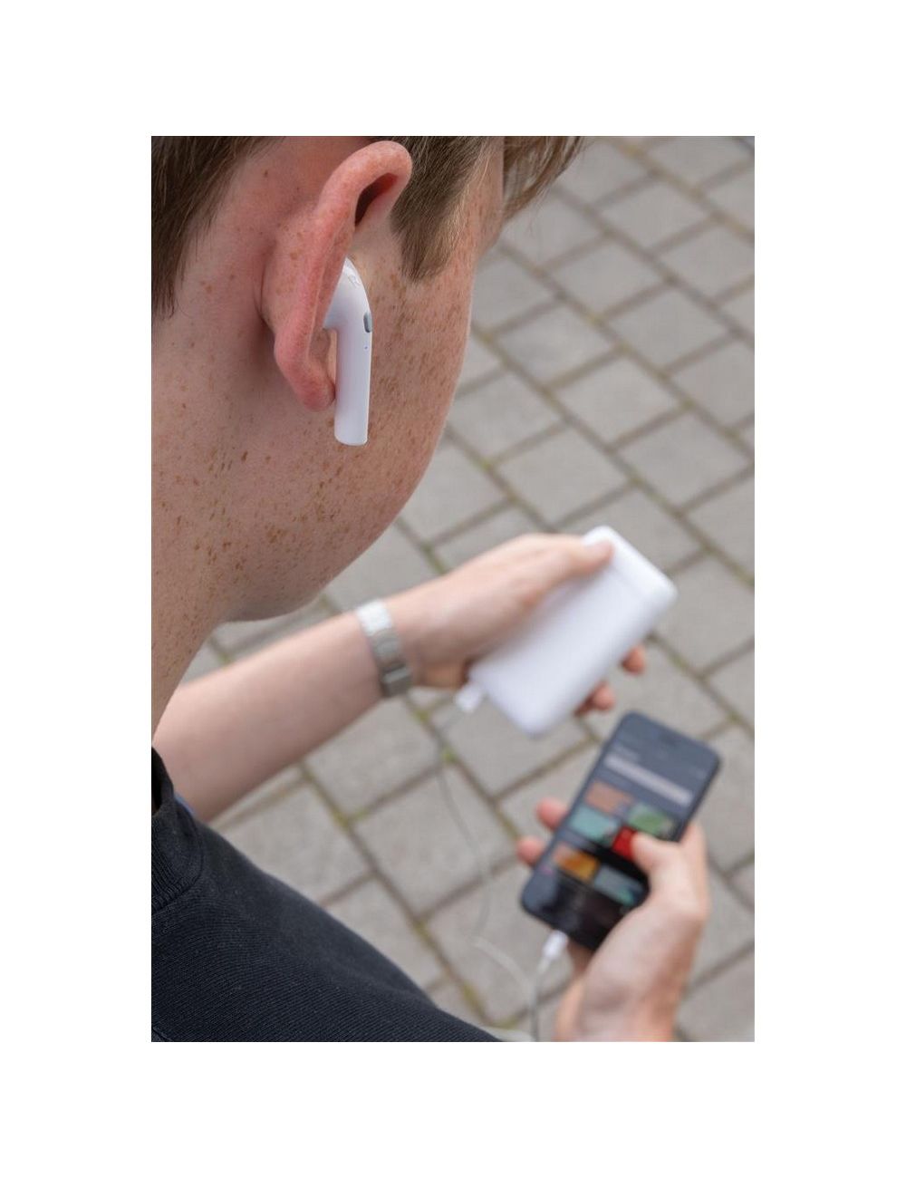 Power bank 5000 mAh, słuchawki bezprzewodowe...