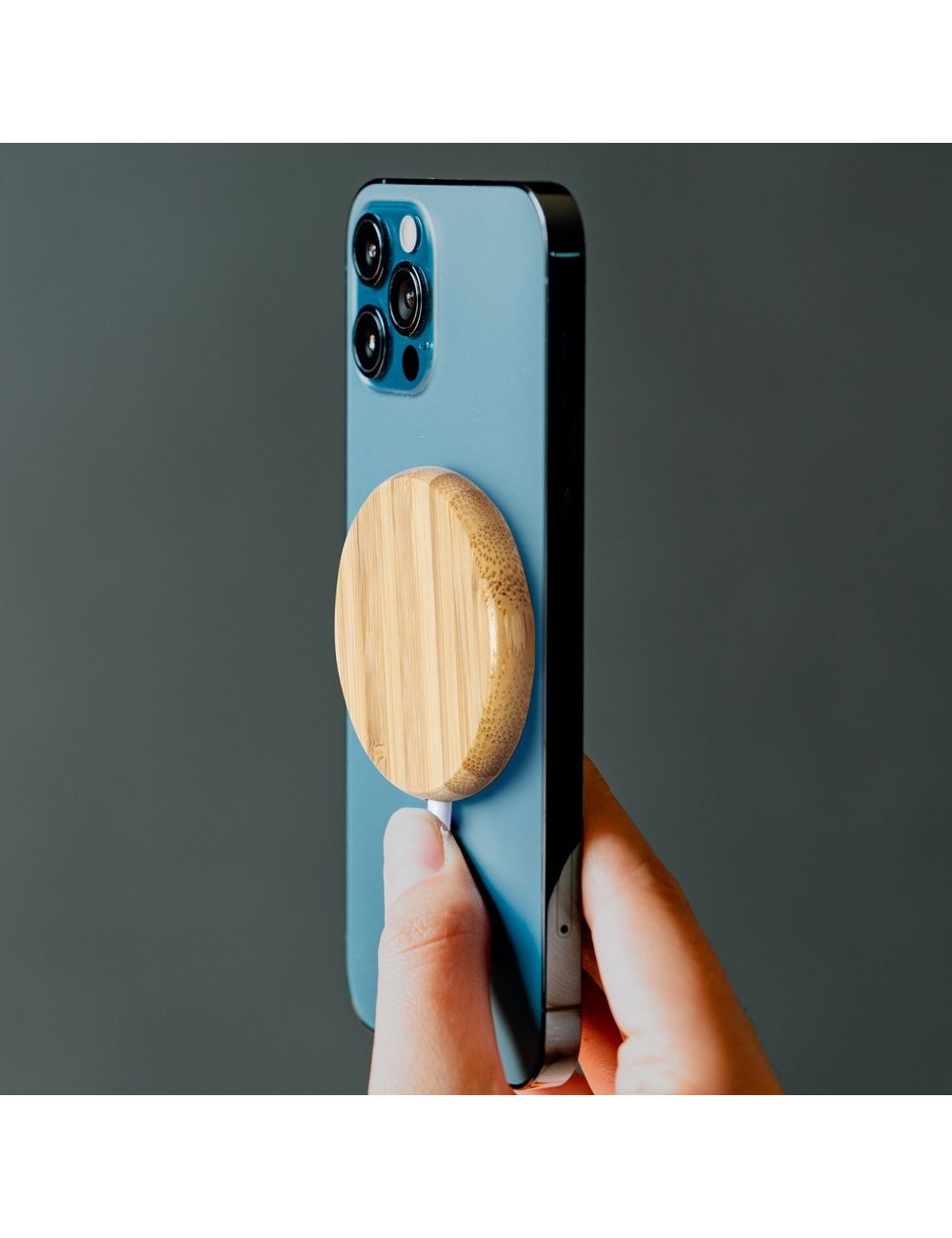 Magnetyczna bambusowa ładowarka bezprzewodowa 10W