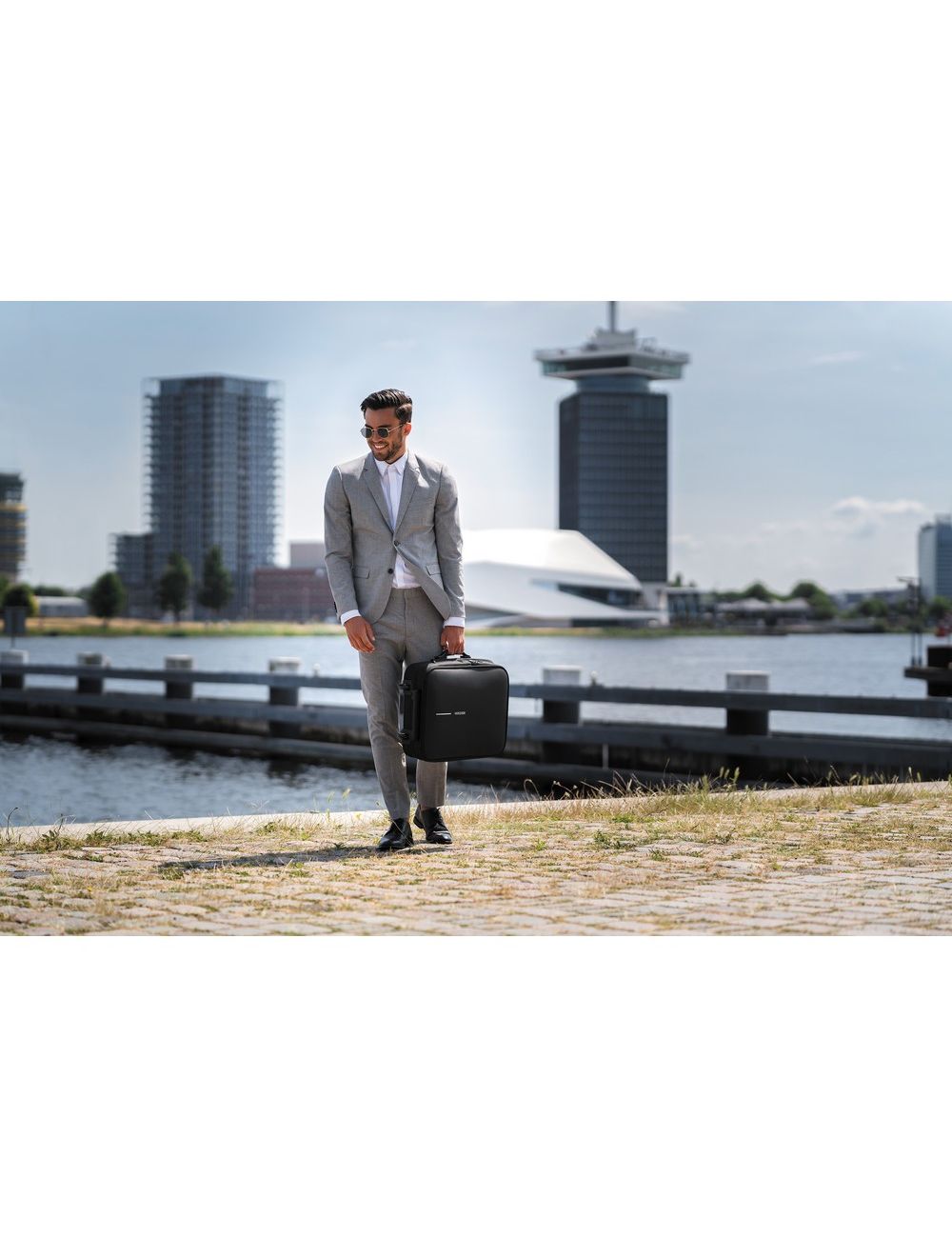 Walizka, torba podróżna na kółkach XD Design Flex