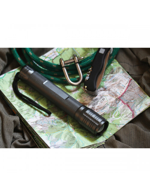 Latarka Powerful Cree XPG, grafitowy