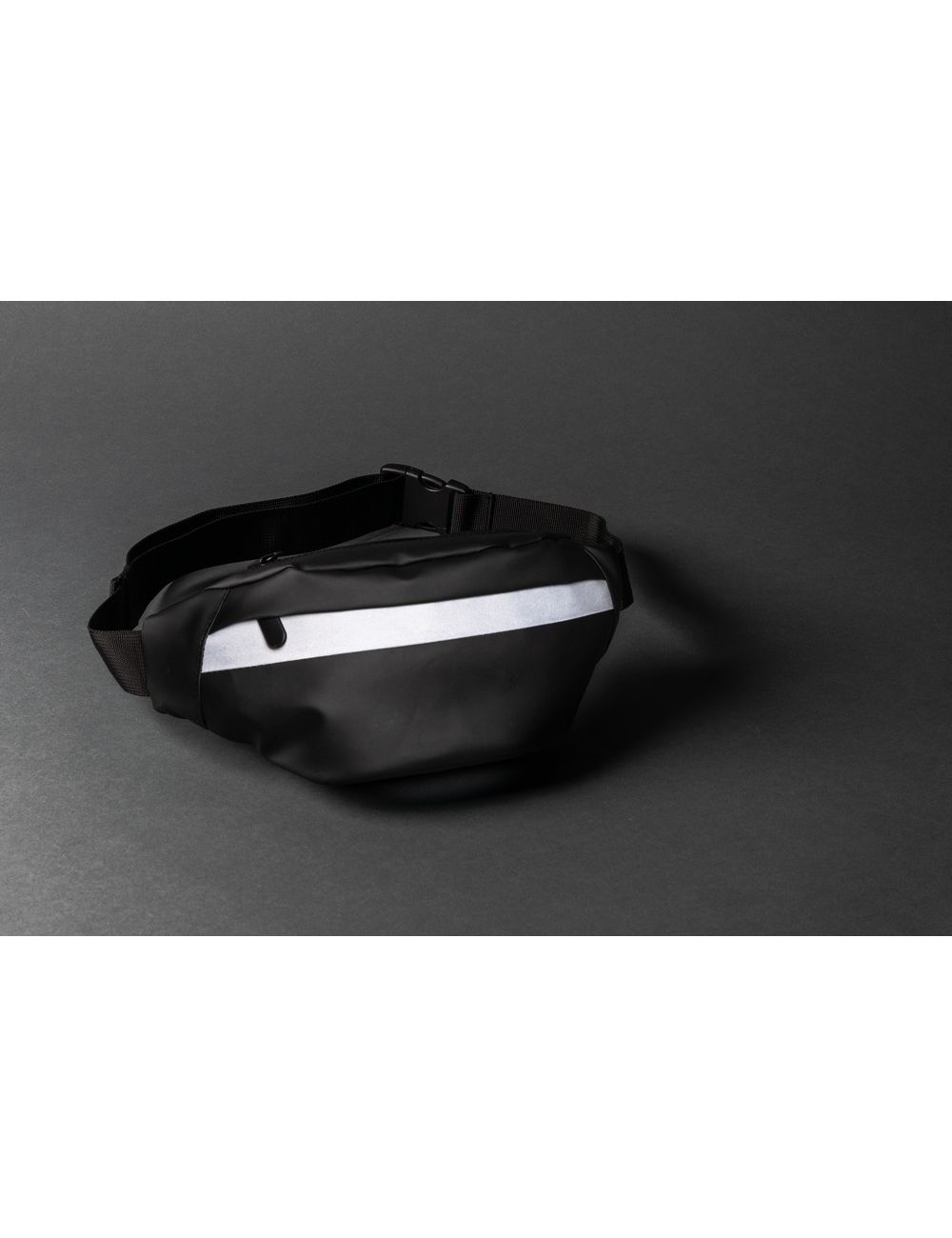 Saszetka zapinana w pasie