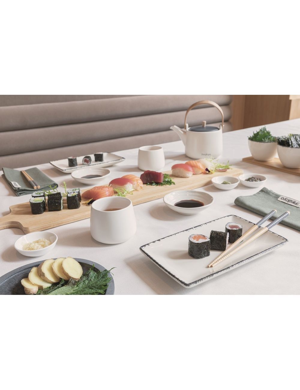 Zestaw do samodzielnego przygotowania sushi...