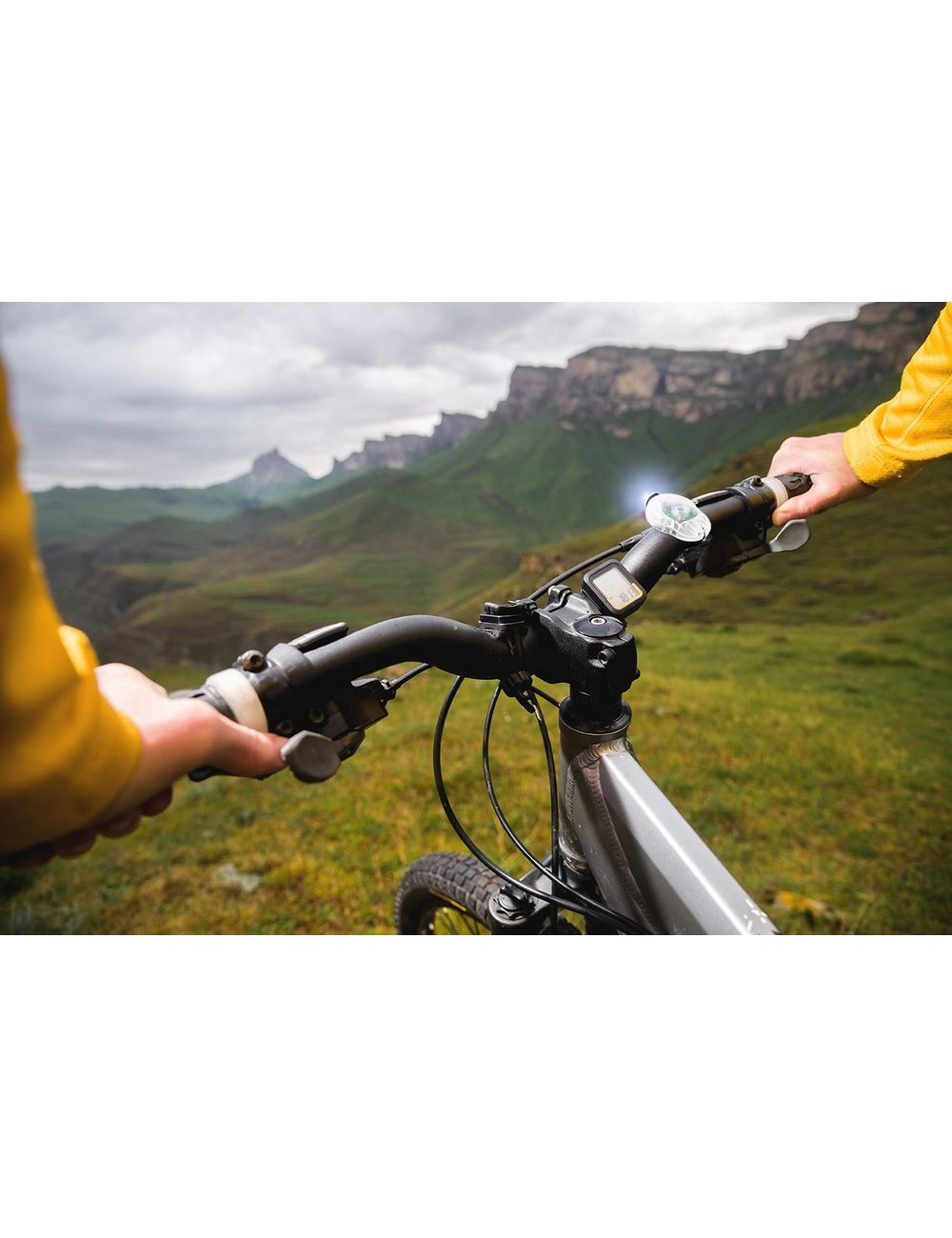 Zestaw lampek rowerowych