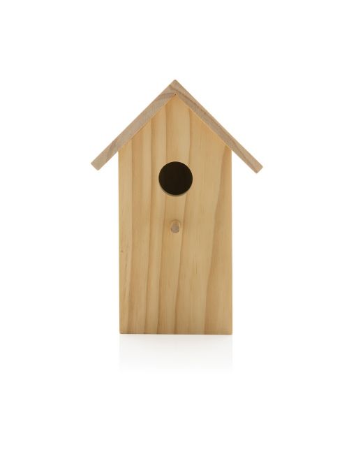 Drewniany domek dla ptaków