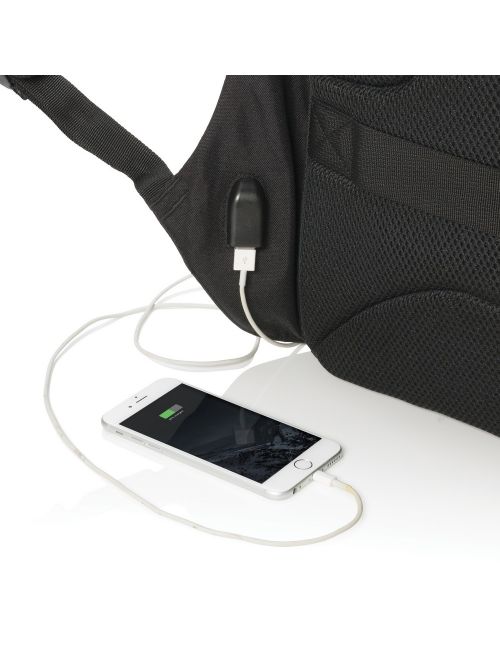 Plecak chroniący przed kieszonkowcami Swiss Peak AWARE™ RPET
