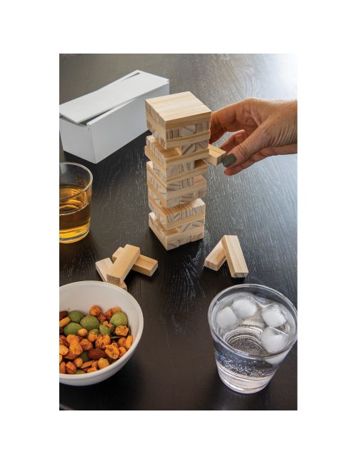 Drewniana gra zręcznościowa