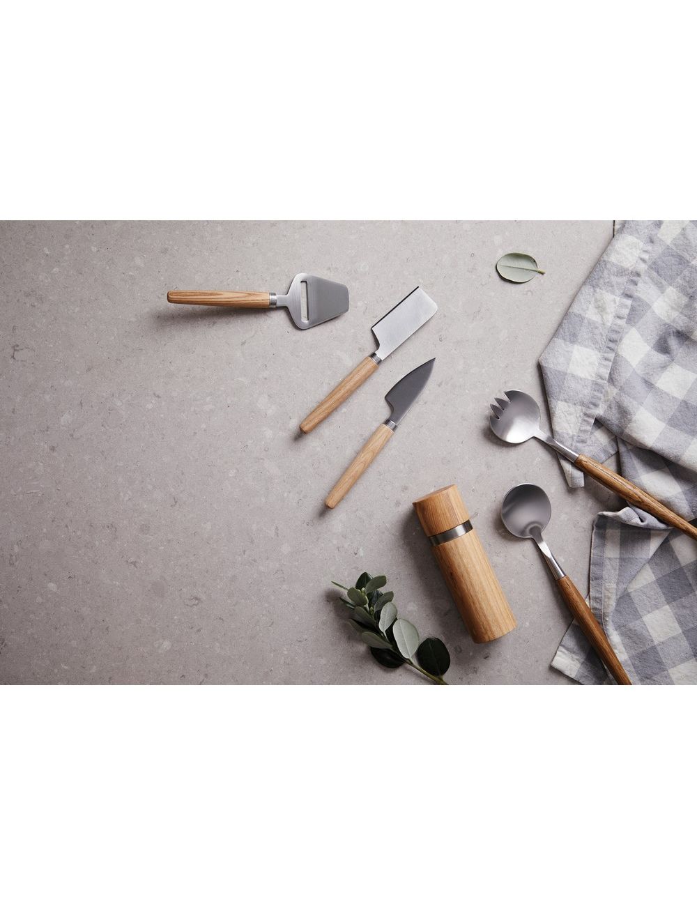 Zestaw sztućców do sałatki VINGA Retro