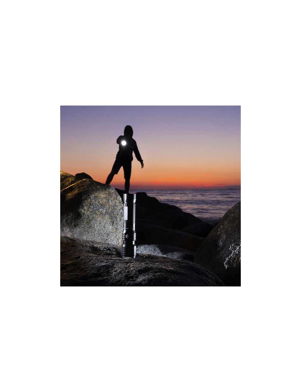 Latarka Robust, czarny 