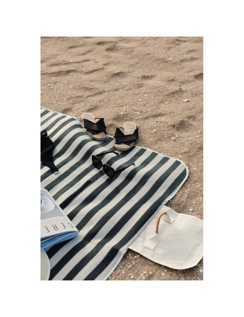 Koc piknikowy VINGA Alba RPET GRS