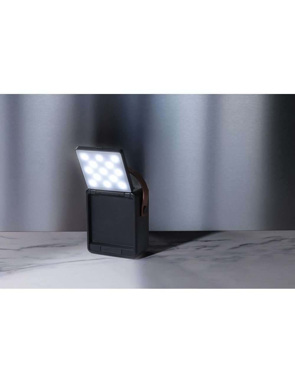 Głośnik bezprzewodowy 12W z panelem słonecznym...