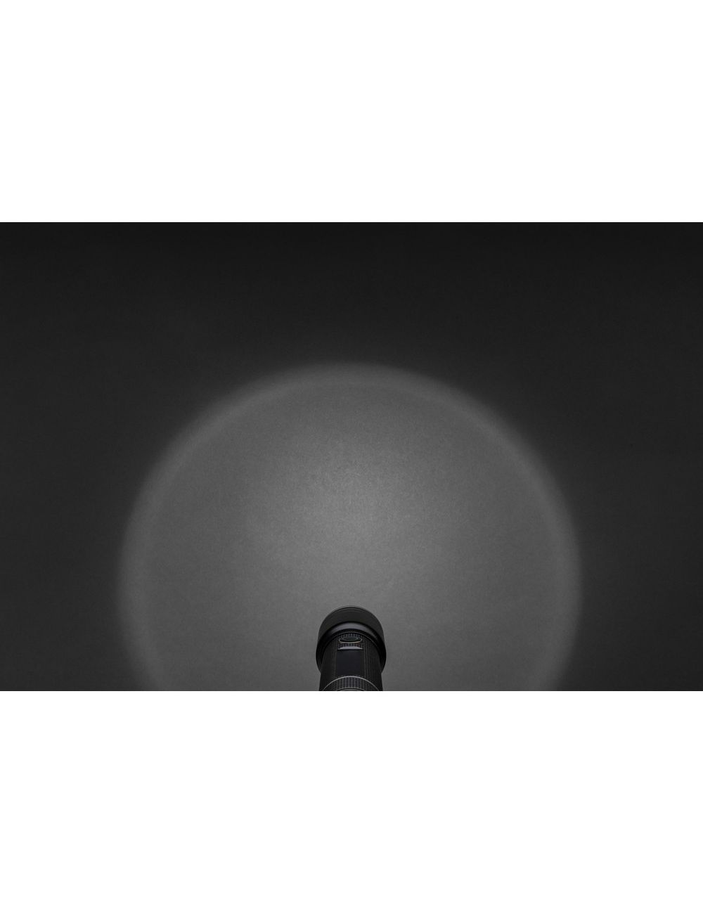 Duża latarka Gear X, ładowana przez USB,...