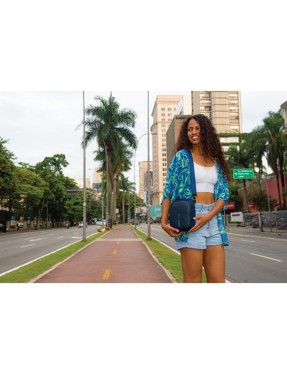 Torba na ramię, saszetka Boxy Sling