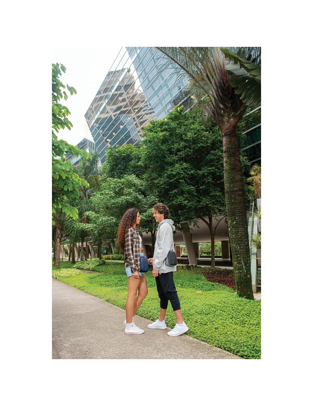 Torba na ramię, saszetka Boxy Sling