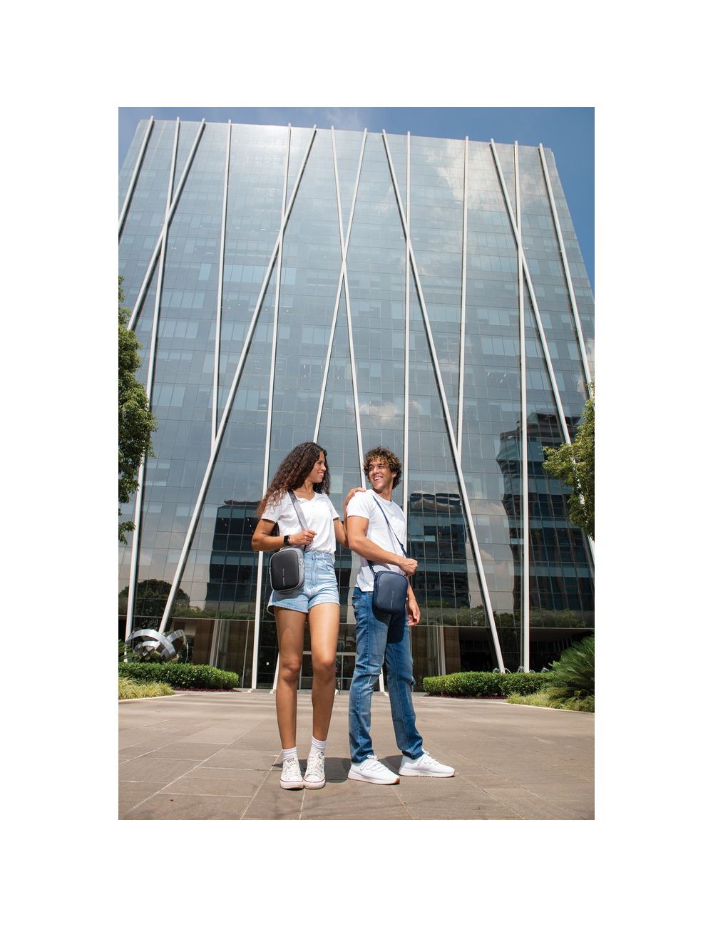 Torba na ramię, saszetka Boxy Sling