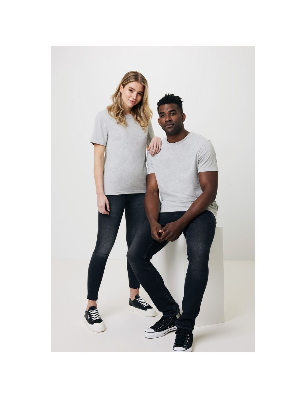 Koszulka z niebarwionej bawełny z recyklingu...