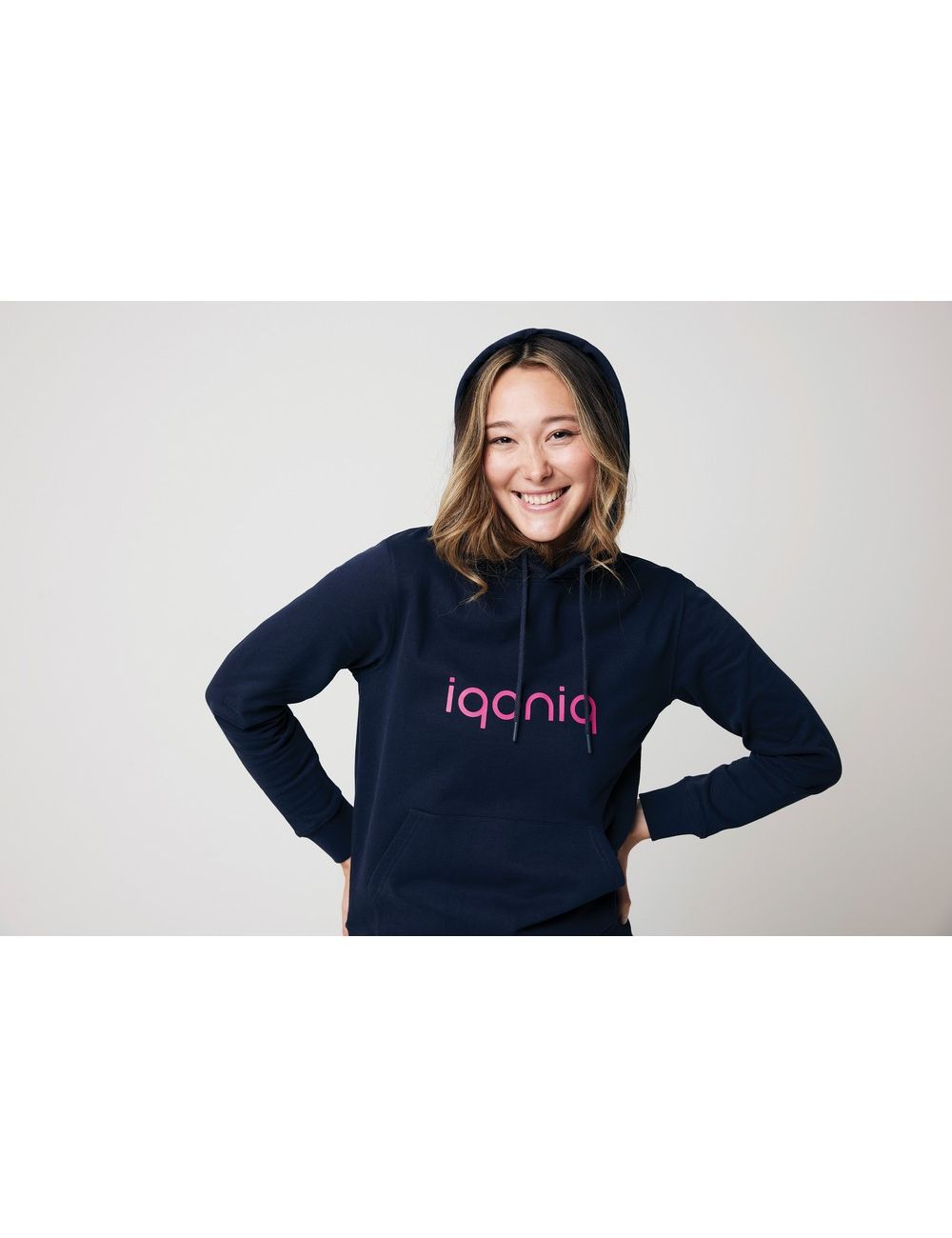 Bluza z kapturem z bawełny z recyklingu Iqoniq...