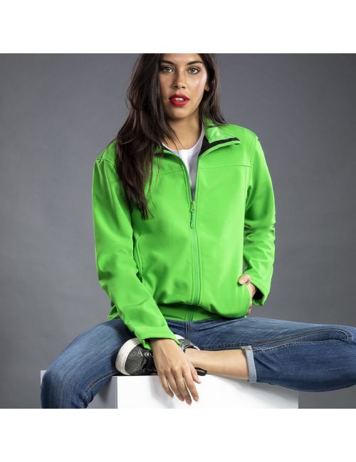 Wodoodporna i oddychająca kurtka