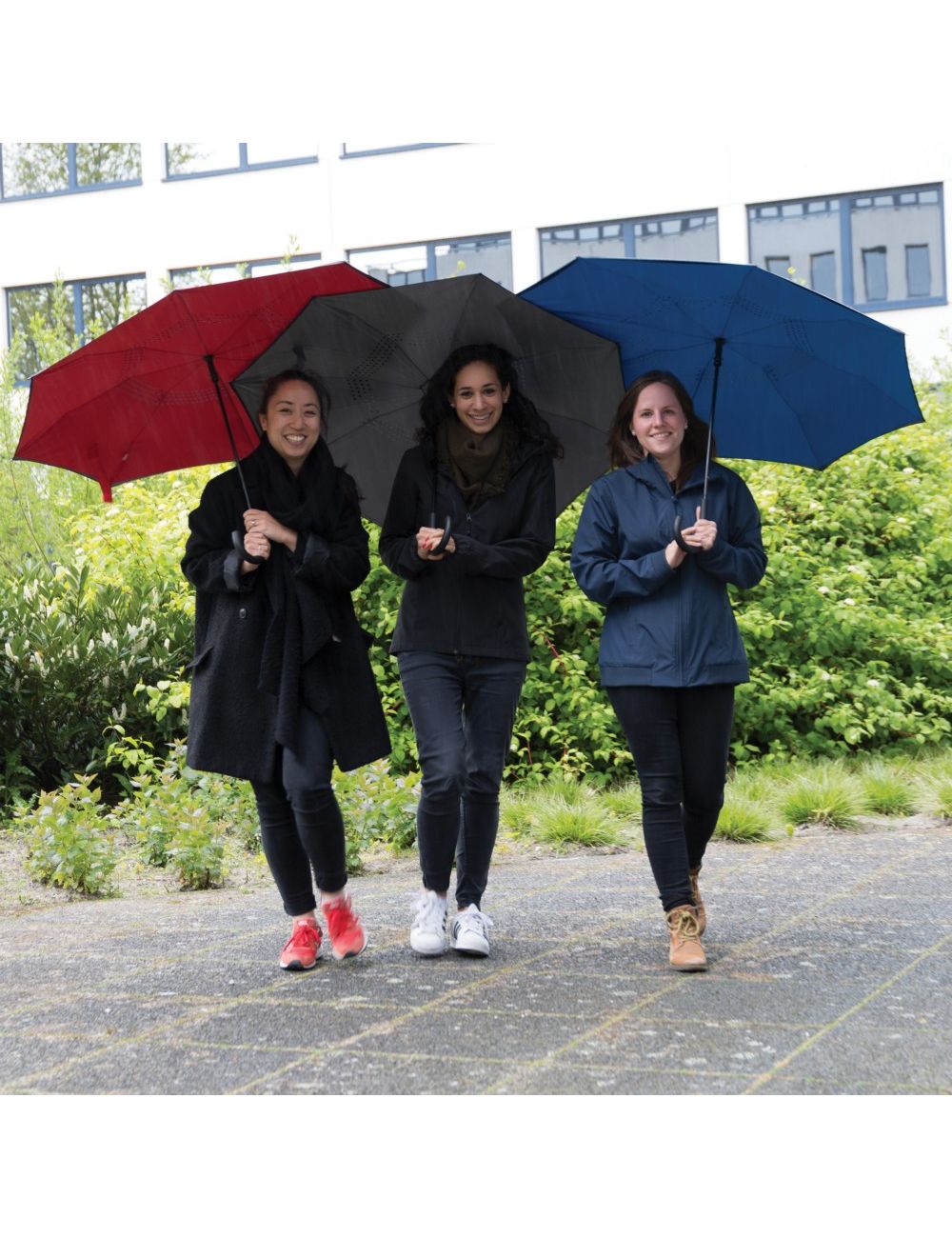 Odwracalny parasol manualny 23"