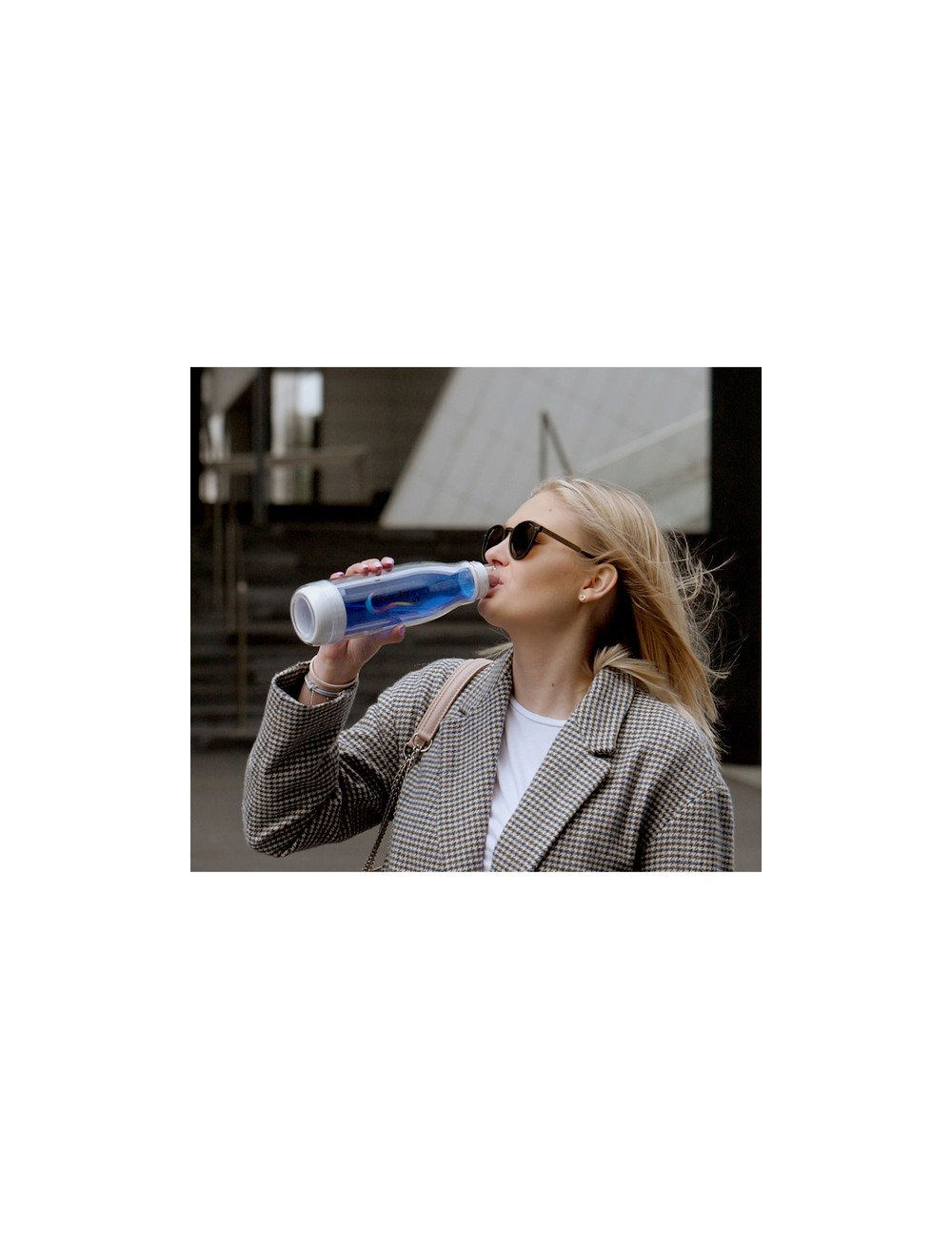 Butelka szklana z osłoną Smart 520 ml, niebieski 