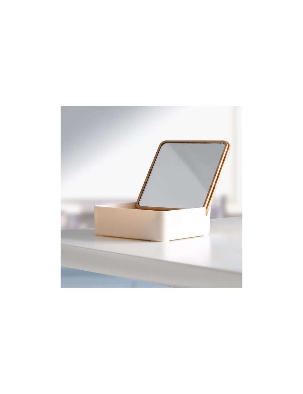 Pudełko z bambusową pokrywką i dużym lusterkiem...