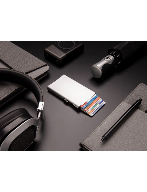 Etui na karty kredytowe, ochrona RFID