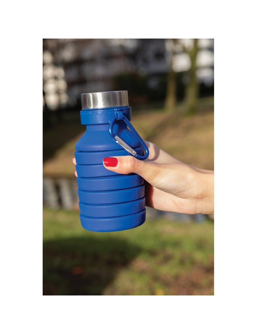 Składana butelka sportowa 550 ml z karabińczykiem