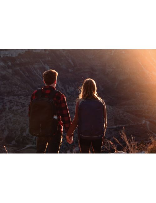 Bobby Explore plecak chroniący przed kieszonkowcami