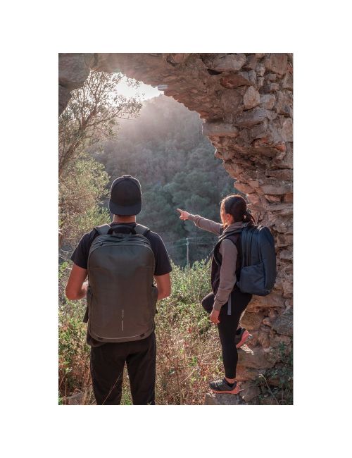 Bobby Explore plecak chroniący przed kieszonkowcami