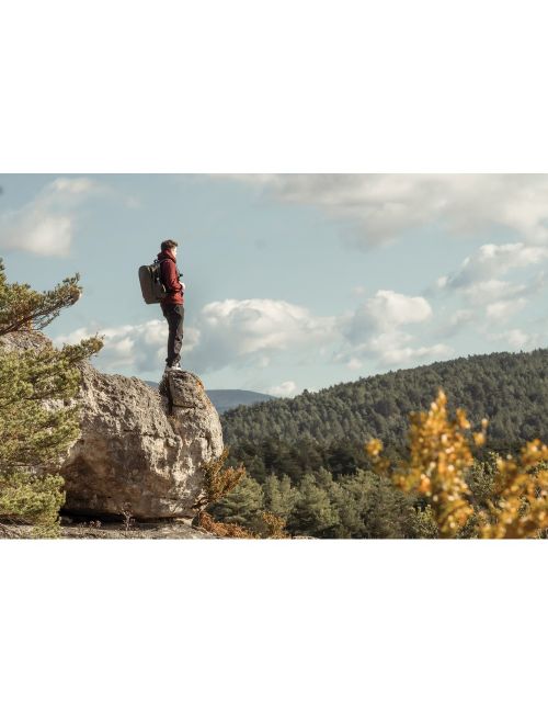 Bobby Explore plecak chroniący przed kieszonkowcami
