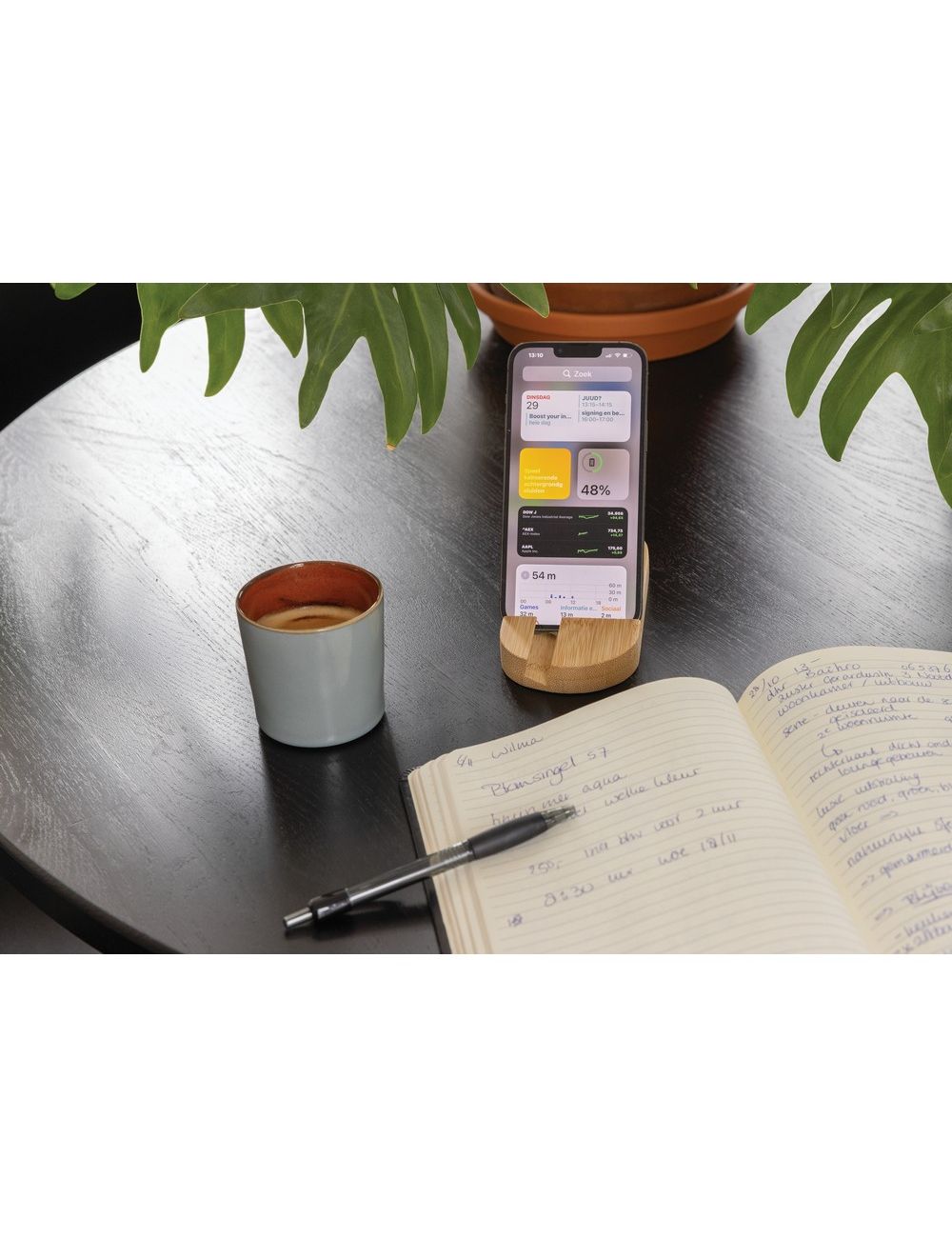 Bambusowy stojak na telefon, tablet