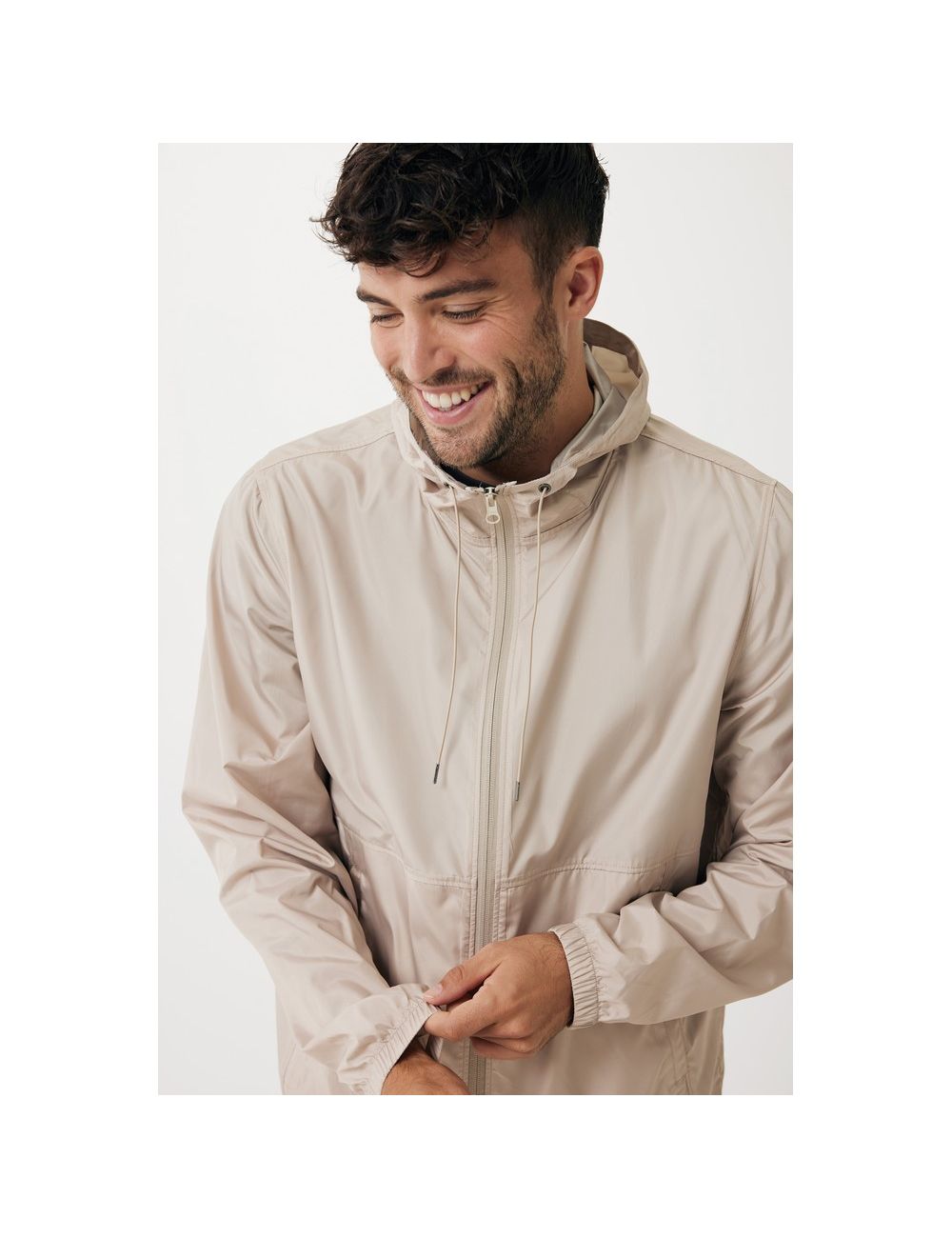 Lekka kurtka Iqoniq Logan, poliester z recyklingu