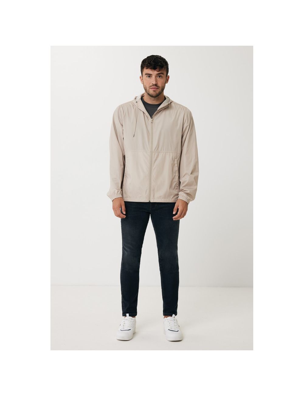 Lekka kurtka Iqoniq Logan, poliester z recyklingu