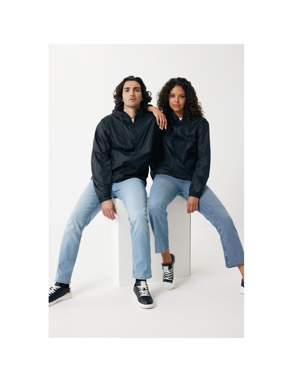 Lekka kurtka Iqoniq Logan, poliester z recyklingu