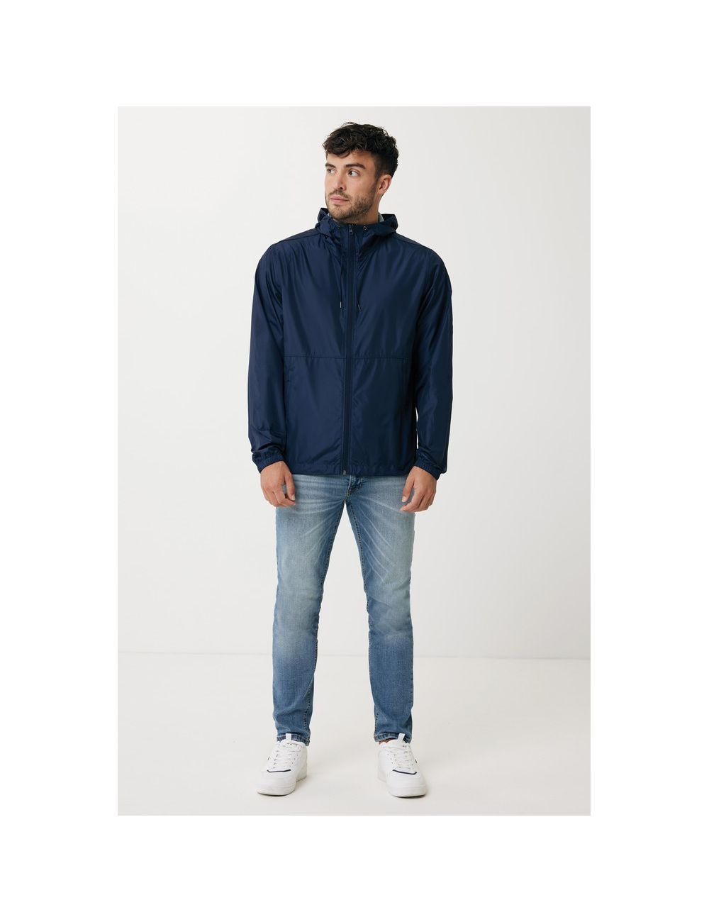 Lekka kurtka Iqoniq Logan, poliester z recyklingu