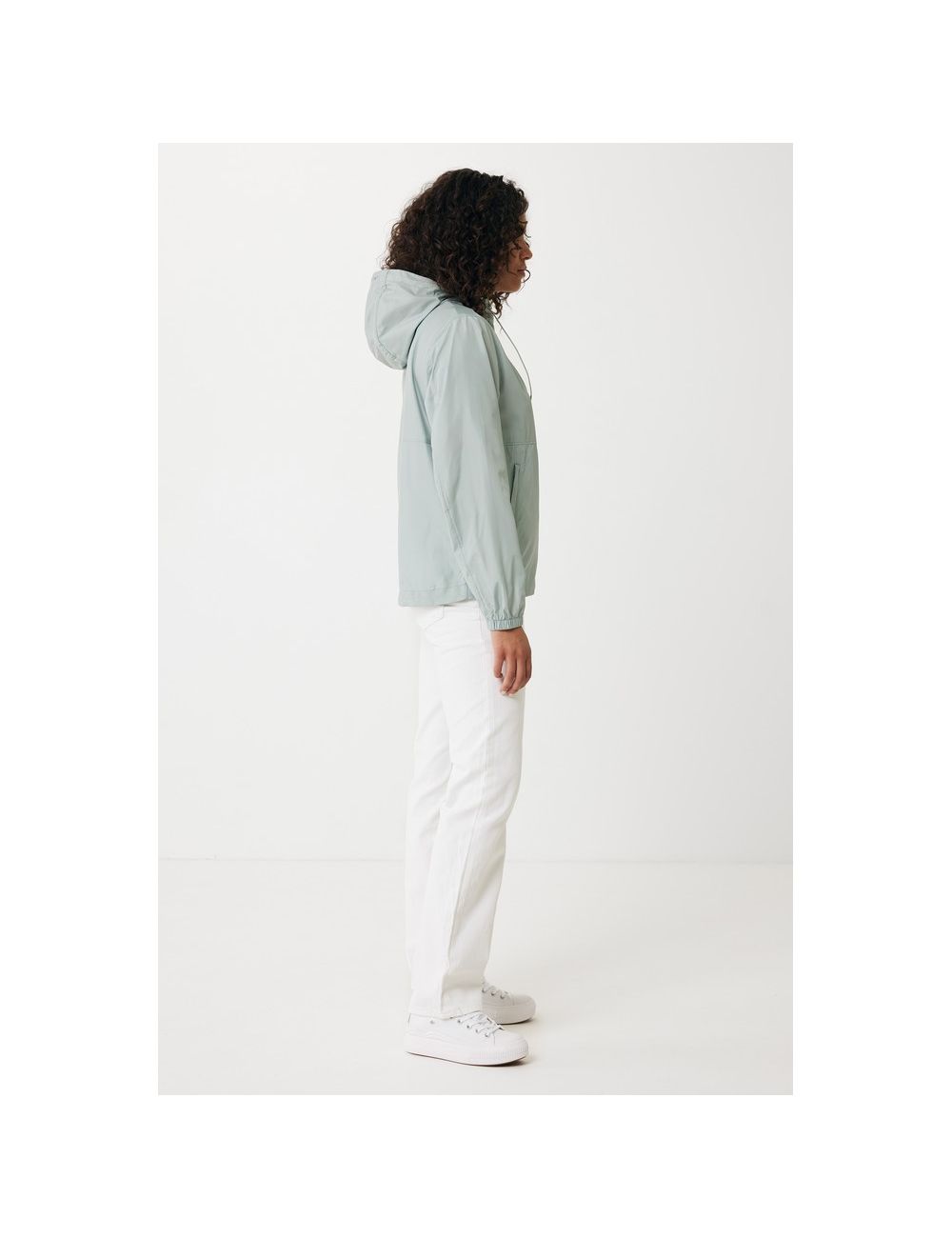 Lekka kurtka Iqoniq Logan, poliester z recyklingu